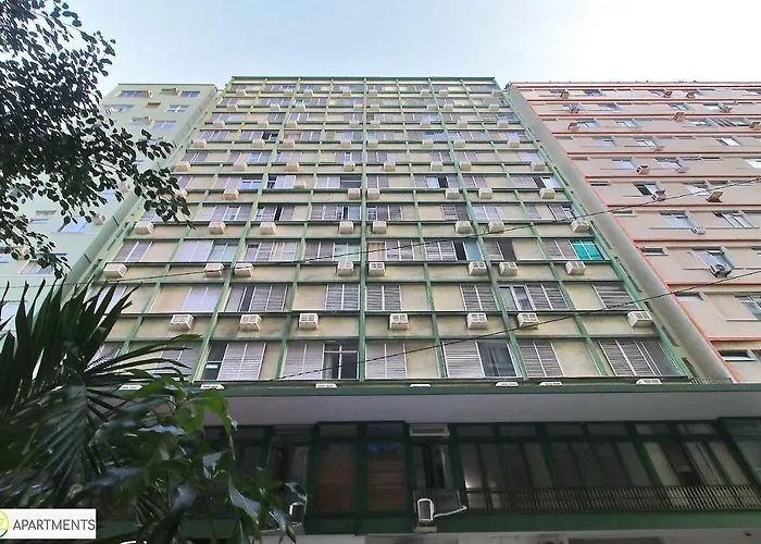 Cobertura 2 qtos com terraço a uma quadra da praia Rio de Janeiro